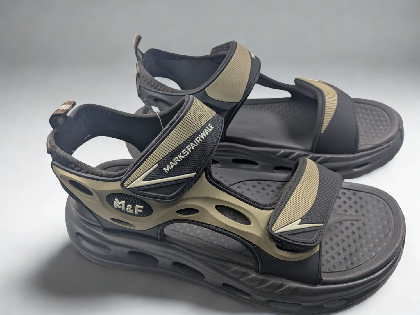Mens Sporty Sandal 25006.