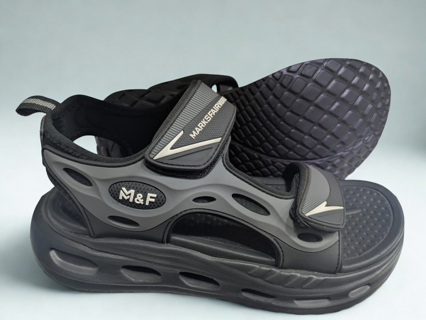 Mens Sporty Sandal 25006.