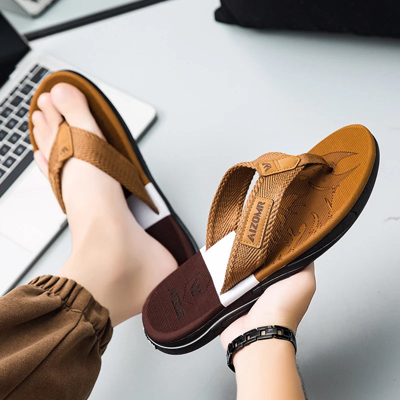 High-end men's flip-flops 2025, anti-slip, wear-resistant, odorless, new summer outerwear flip-flops, beach sandals
