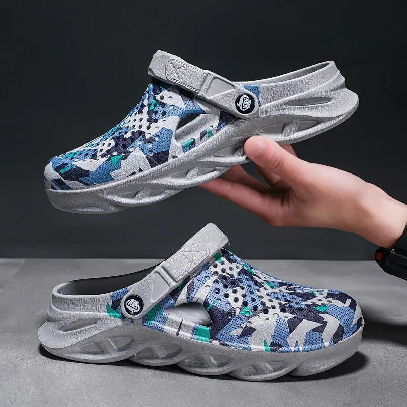Flat Sandals Men Shoes EVA Slippers Garden Platform Sandals Man Summer Sandals New Male Sneakers Outdoor Flip Flops Home Clogs